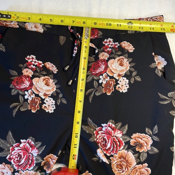 Womens Black Wide Leg Soft Pants in Multi Color Floral Print Size M - Picture 6 of 10